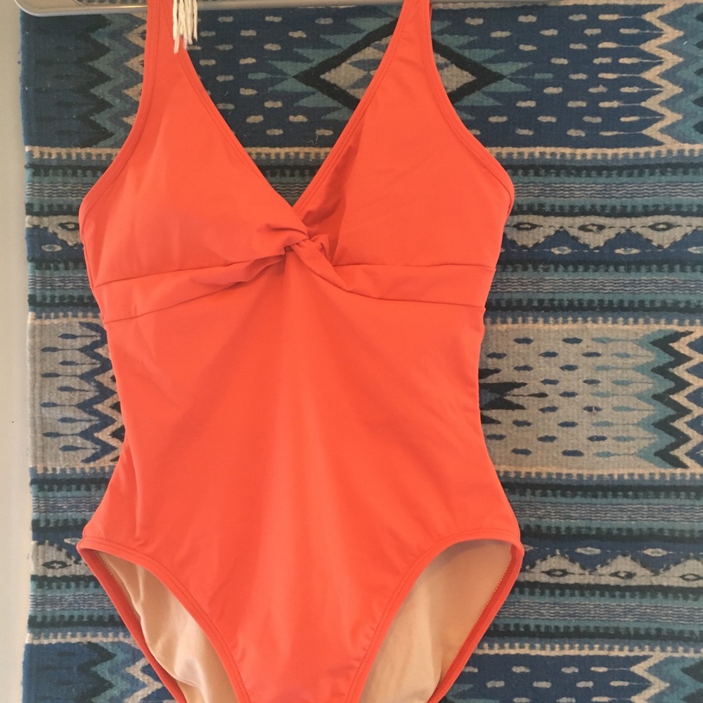 Bathing suit